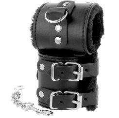 Fetish submissive tumma room - vegan nahka käsiraudat with neoprene lining