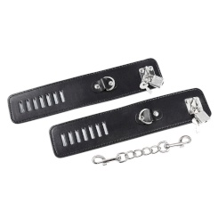 Ohmama fetish - hasp style wrist restraints 2